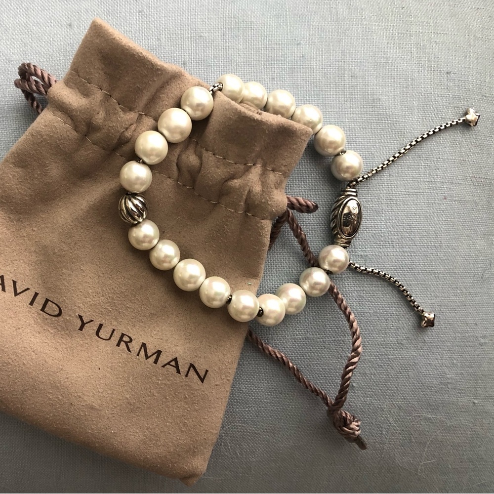 AUTHENTIC LUX David Yurman Sterling Silver Pearl 8mm adjustable bracelet w/pouch